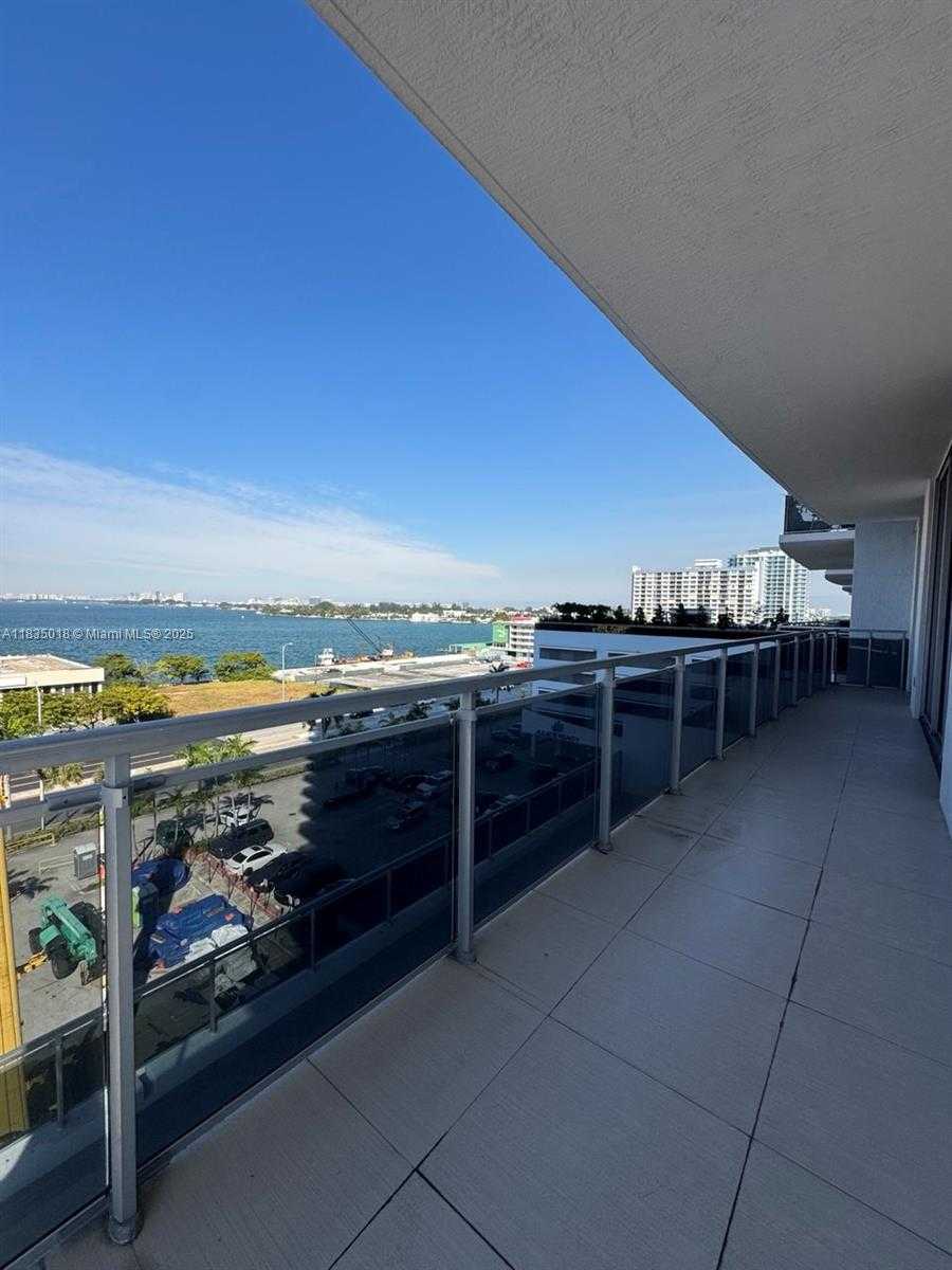 Small Image of 7901 HISPANOLA AVE #701, North Bay Village Number 11