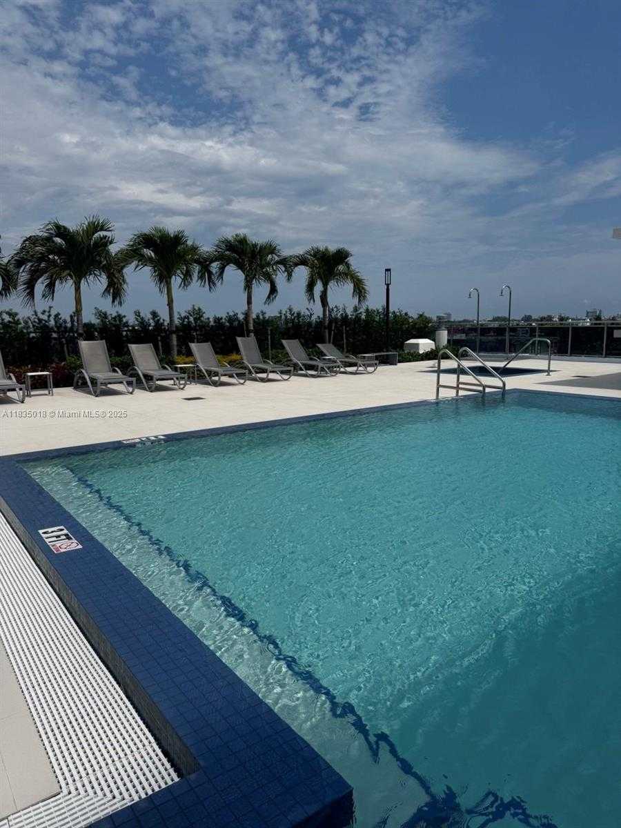 Small Image of 7901 HISPANOLA AVE #701, North Bay Village Number 43