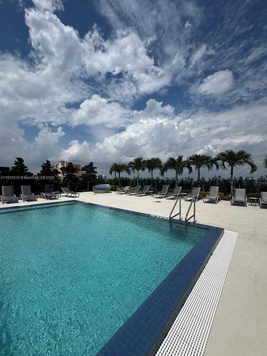Small Image of 7901 HISPANOLA AVE #701, North Bay Village Number 52