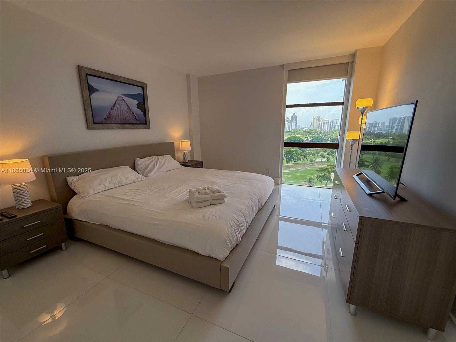 Small Image of 20379 WEST COUNTRY CLUB DR #1434, Aventura Number 14
