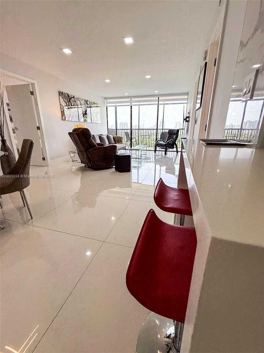 Small Image of 20379 WEST COUNTRY CLUB DR #1434, Aventura Number 5