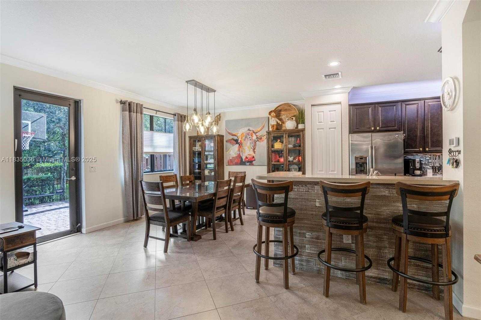 Small Image of 12125 SOUTH VAQUERO TRAILS DR, Davie Number 14