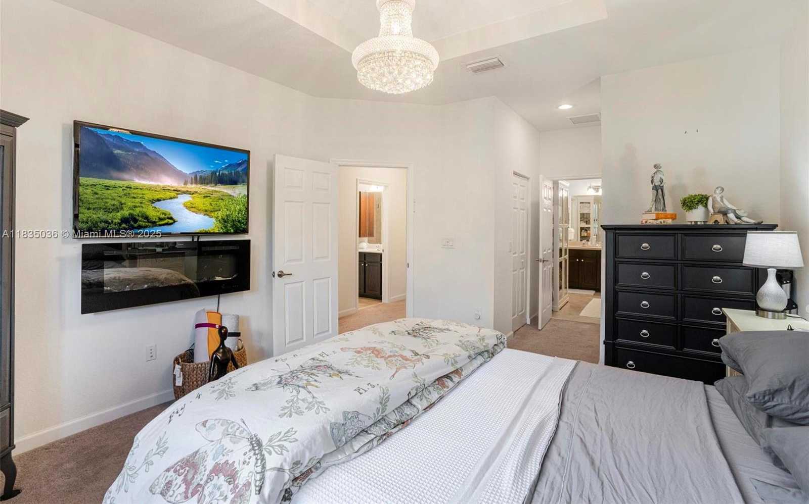 Small Image of 12125 SOUTH VAQUERO TRAILS DR, Davie Number 22