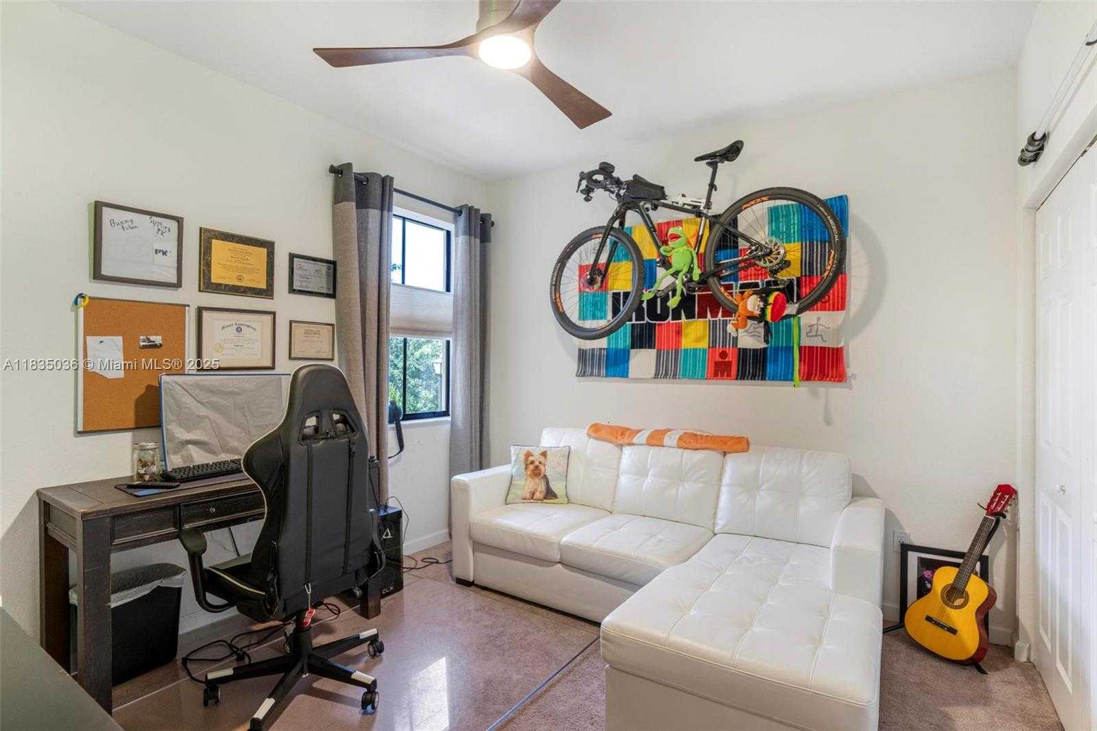 Small Image of 12125 SOUTH VAQUERO TRAILS DR, Davie Number 27