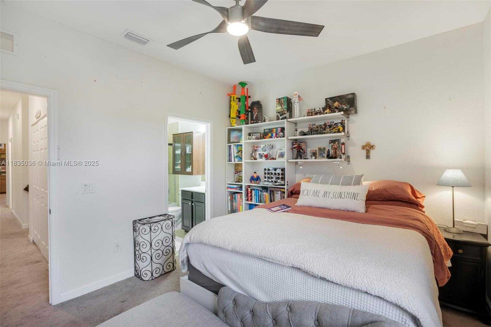 Small Image of 12125 SOUTH VAQUERO TRAILS DR, Davie Number 30