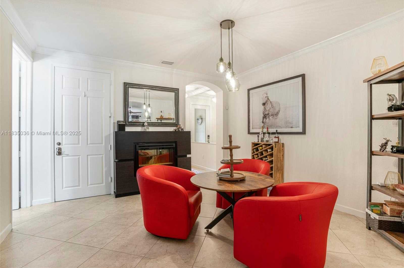 Small Image of 12125 SOUTH VAQUERO TRAILS DR, Davie Number 8