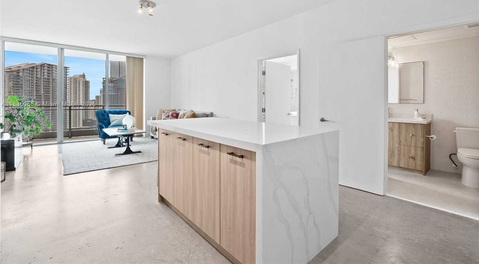 Small Image of 90 SOUTH WEST 3RD ST #3810, Miami Number 21
