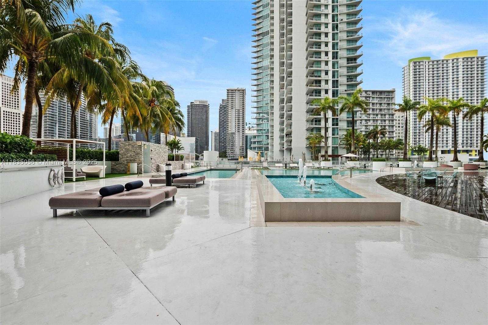 Small Image of 90 SOUTH WEST 3RD ST #3810, Miami Number 30