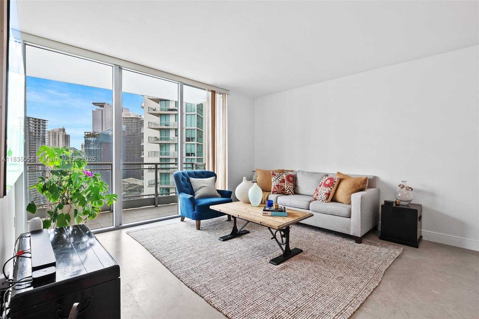 Small Image of 90 SOUTH WEST 3RD ST #3810, Miami Number 6
