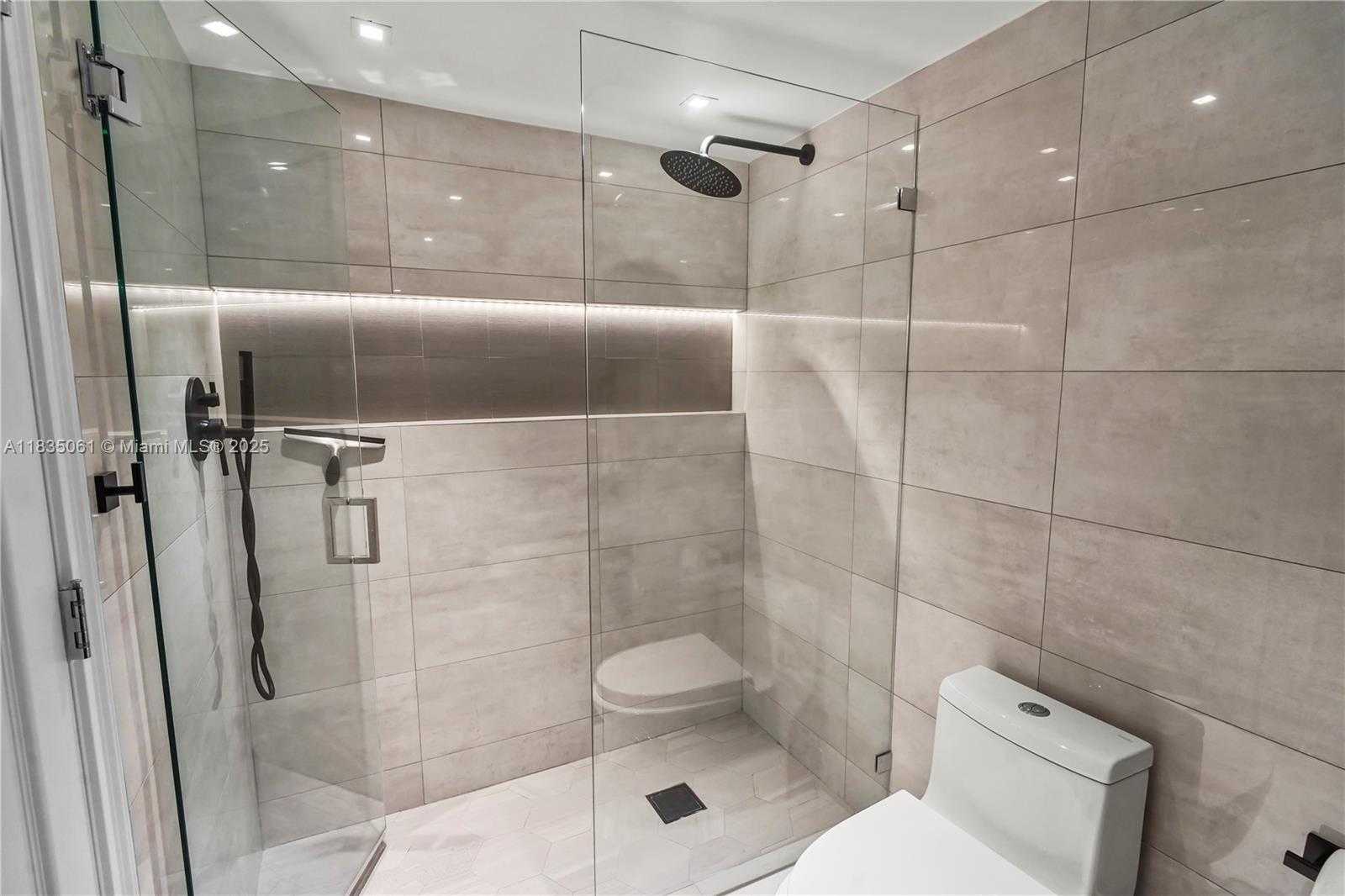 Small Image of 8877 COLLINS AVE #705, Surfside Number 18