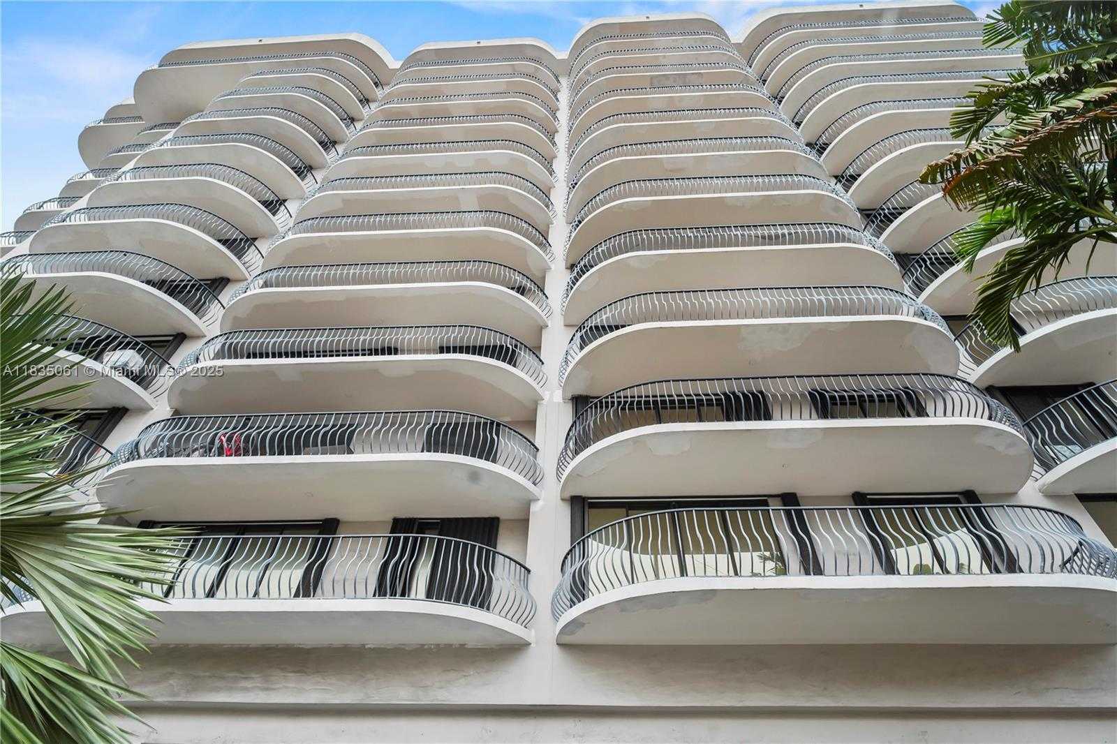 Small Image of 8877 COLLINS AVE #705, Surfside Number 29