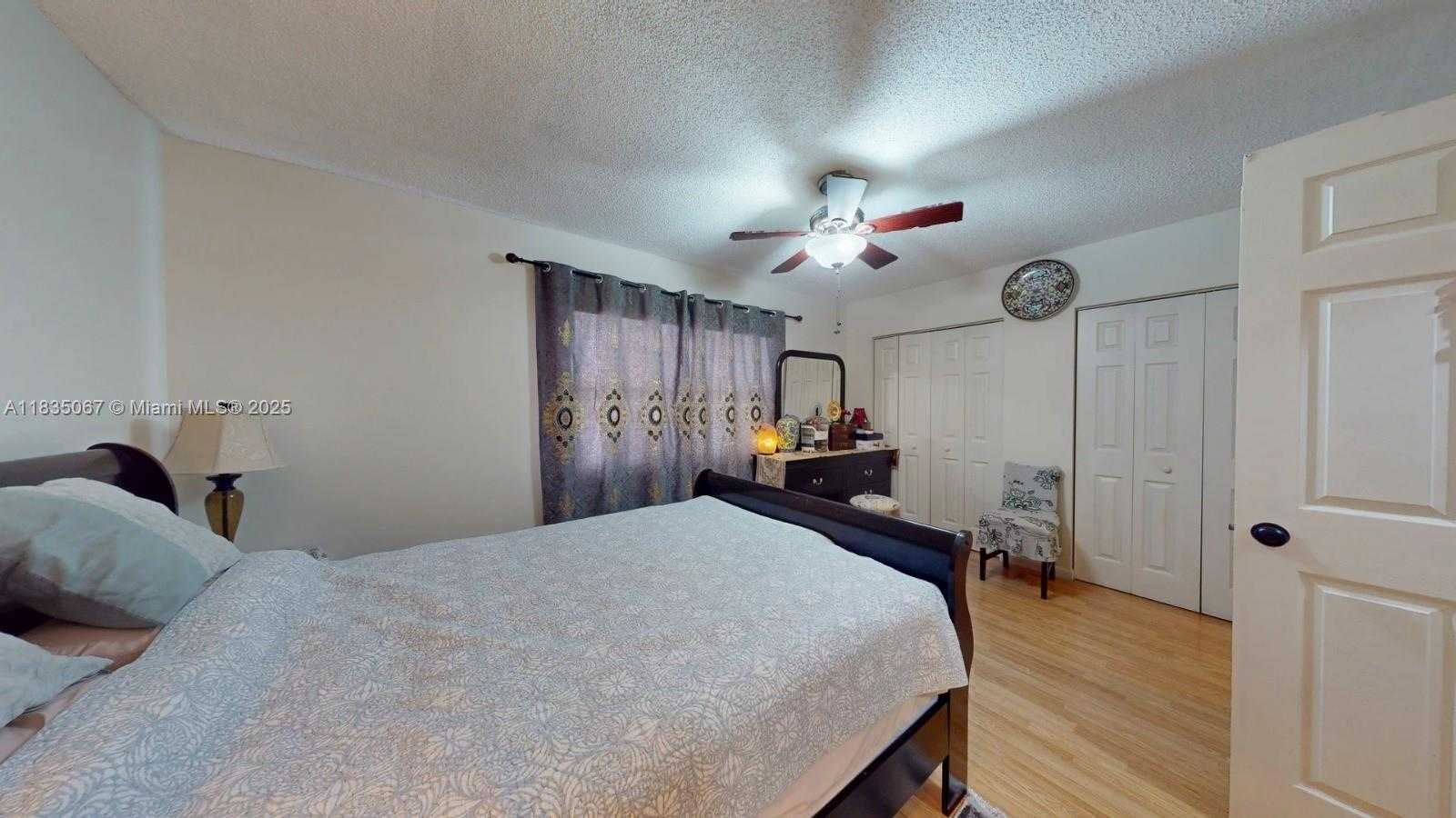 Small Image of 15 LAREDO PL #2-7, Davie Number 16