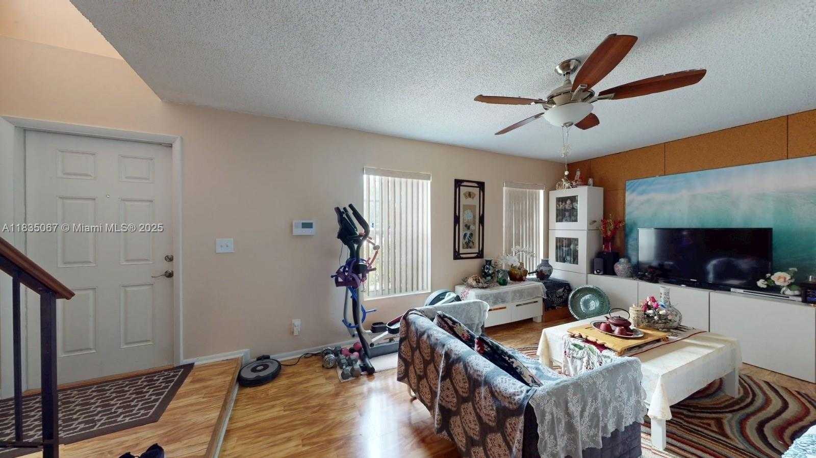 Small Image of 15 LAREDO PL #2-7, Davie Number 3