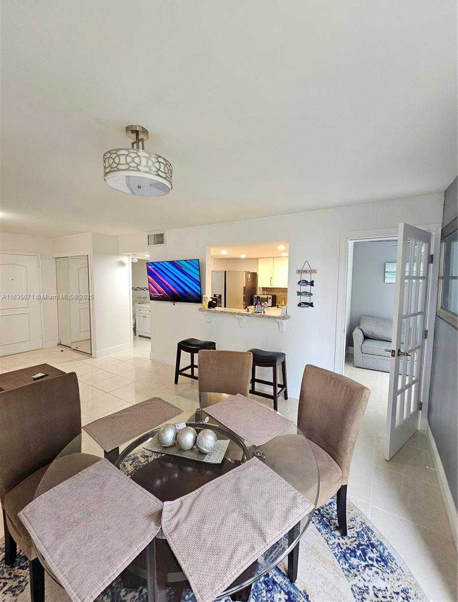 Small Image of 200 172ND ST #217, Sunny Isles Beach Number 2