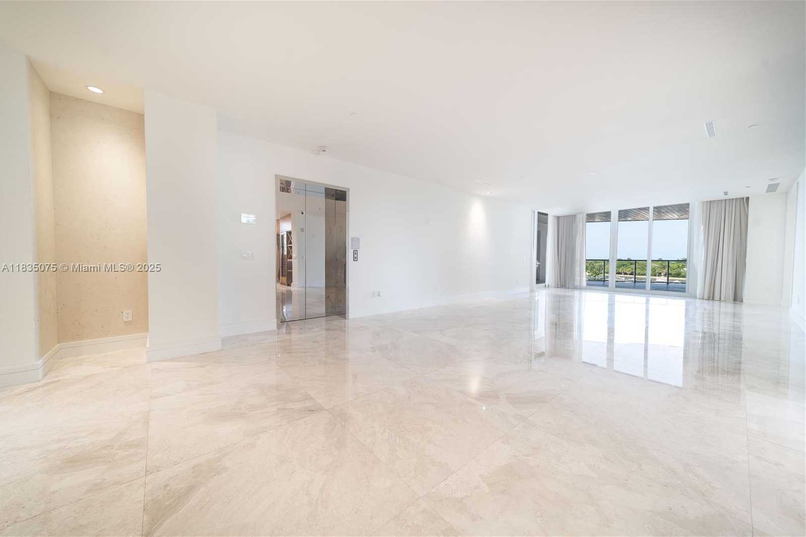 Small Image of 1110 SEMINOLE DR #502, Fort Lauderdale Number 20