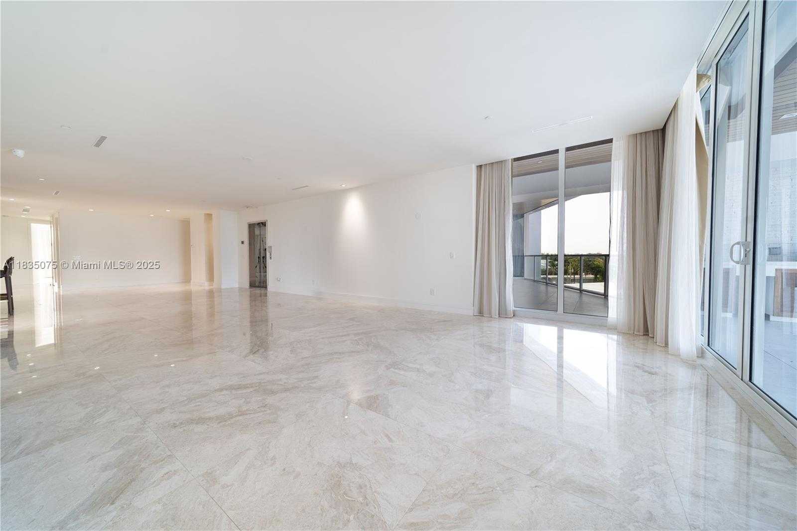 Small Image of 1110 SEMINOLE DR #502, Fort Lauderdale Number 23