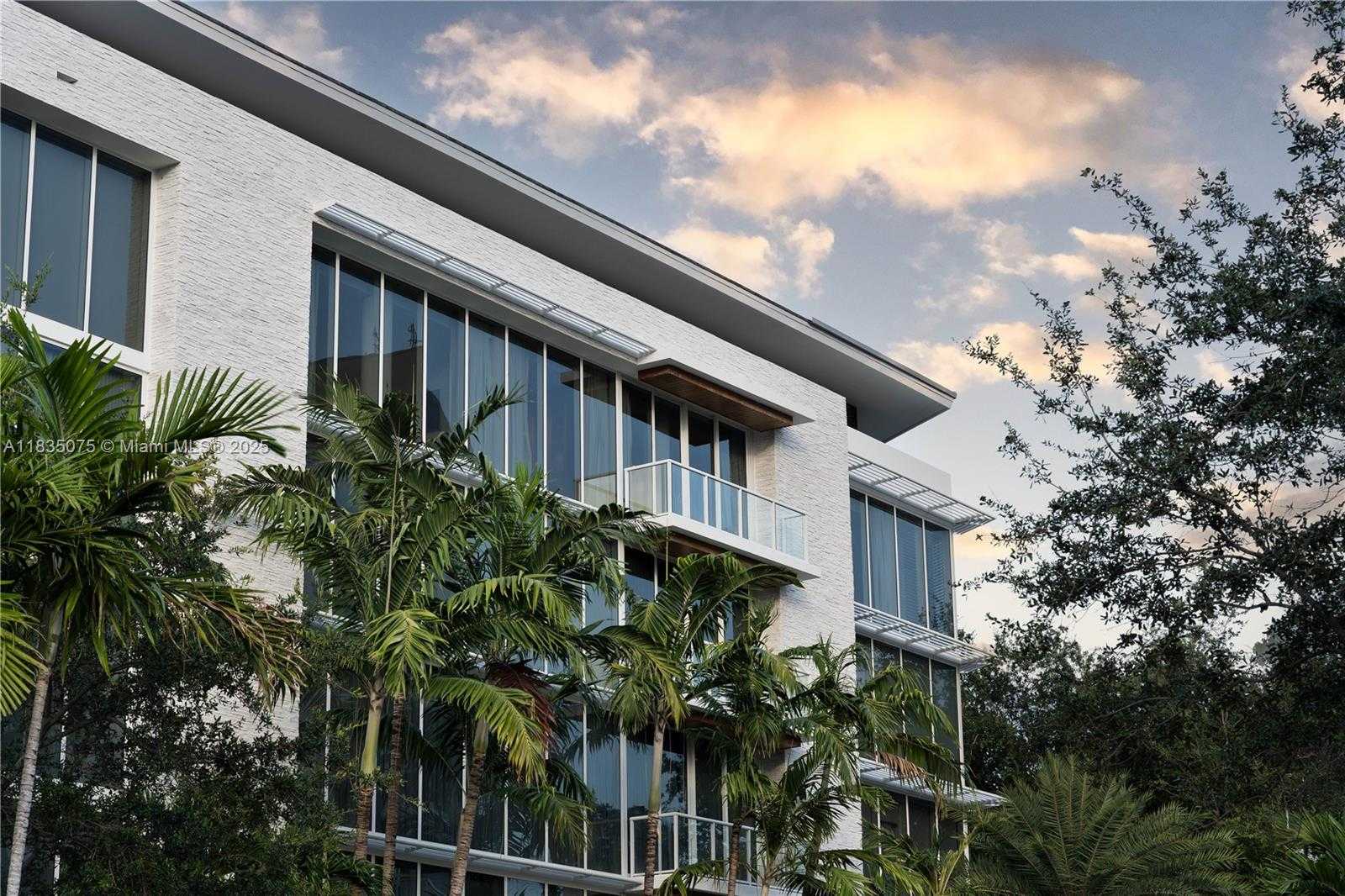 Small Image of 1110 SEMINOLE DR #502, Fort Lauderdale Number 57