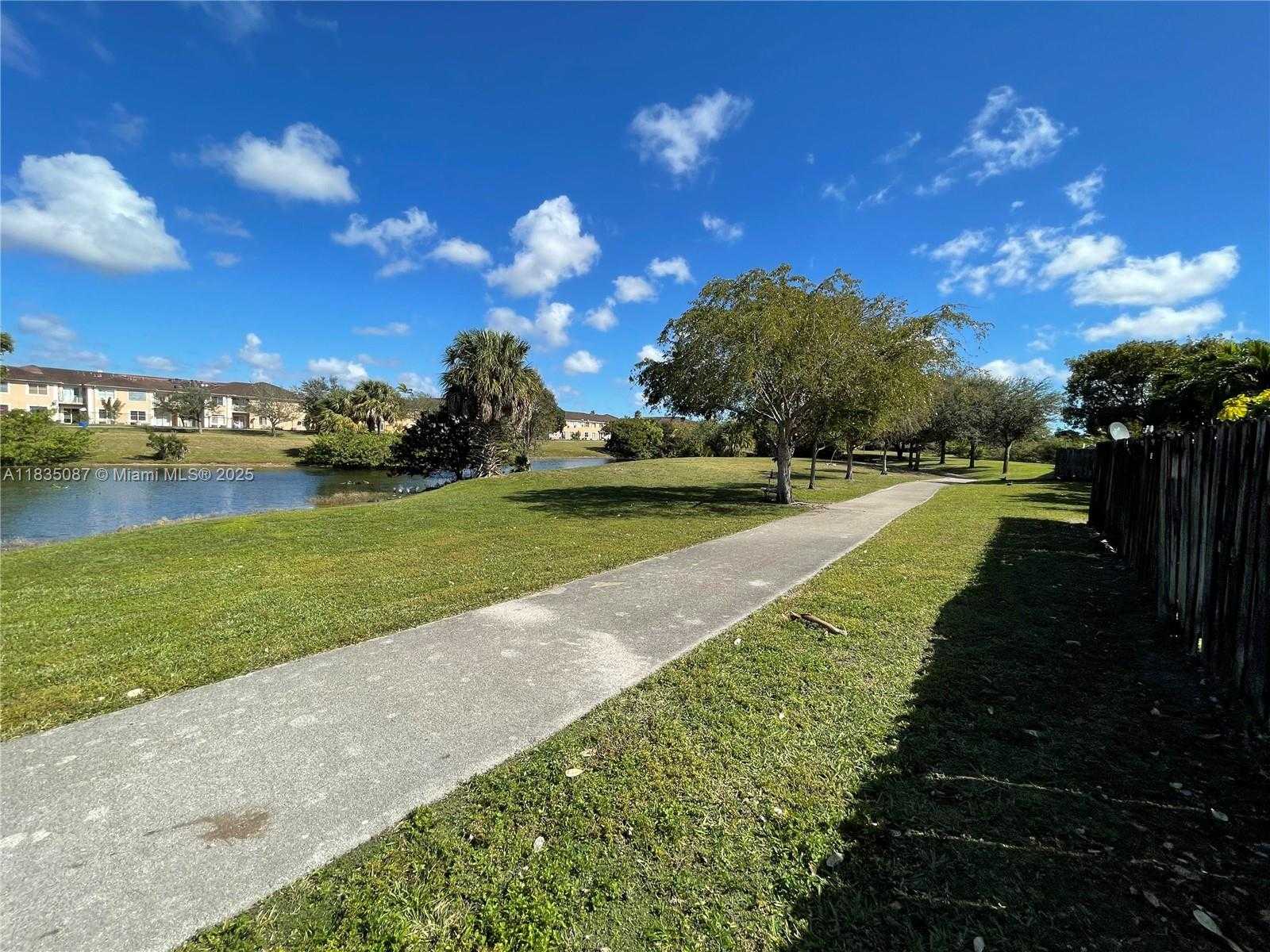 Small Image of 7317 NORTH WEST 174TH TER #102, Hialeah Number 27
