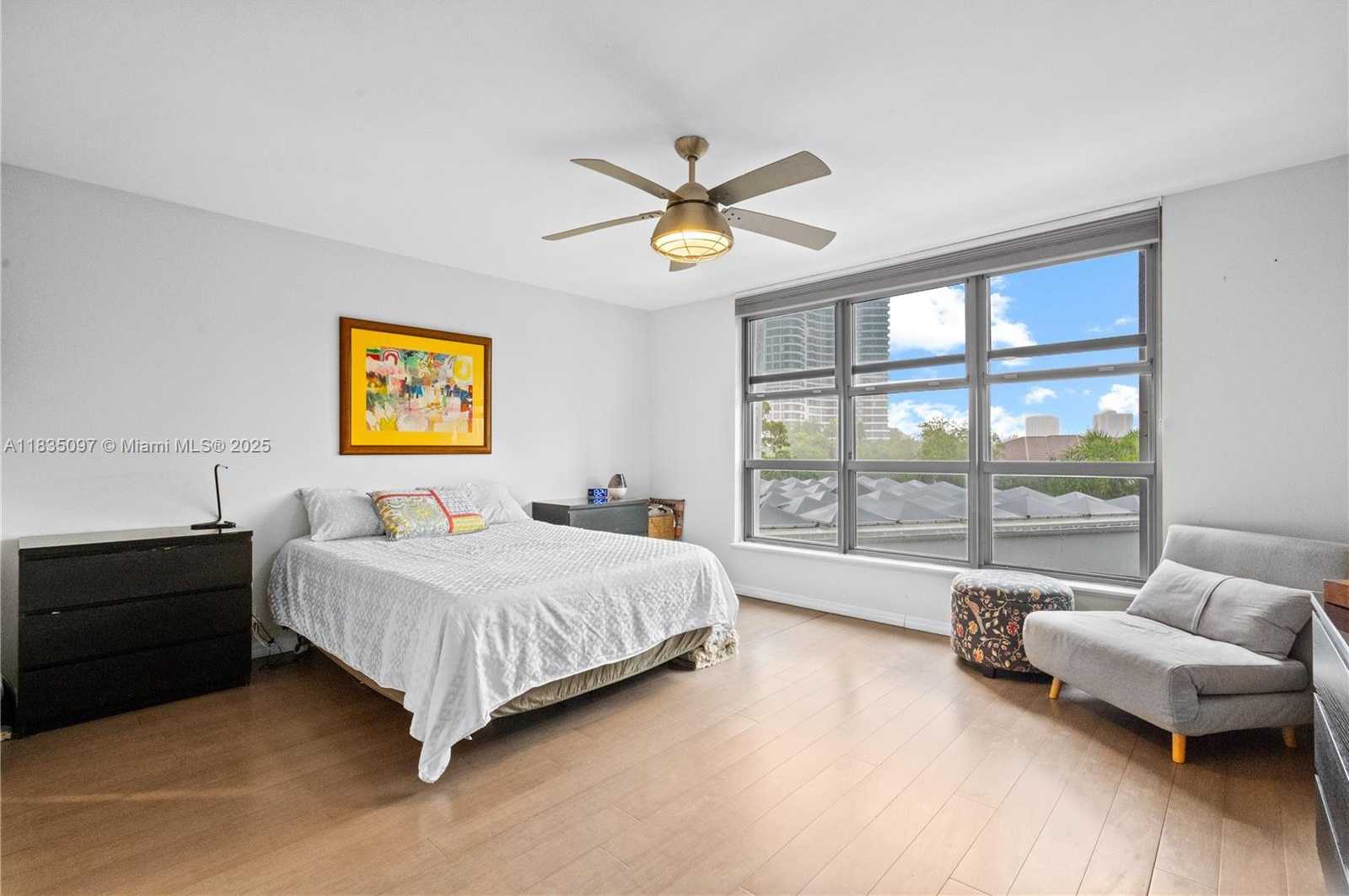 Small Image of 3530 MYSTIC POINTE DR #309, Aventura Number 13