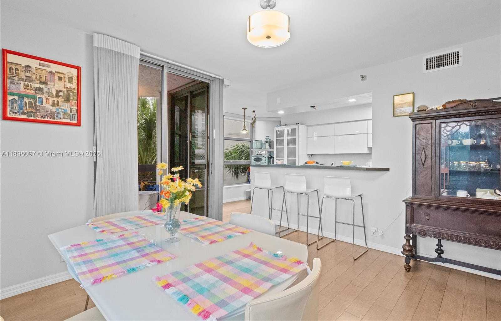 Small Image of 3530 MYSTIC POINTE DR #309, Aventura Number 8