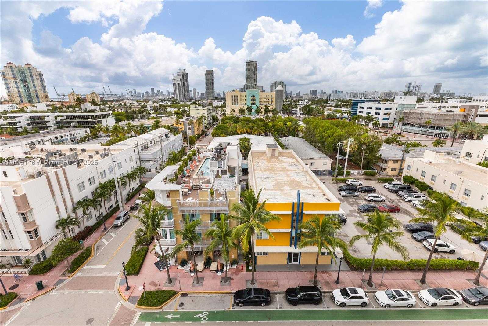 Small Image of 401 OCEAN DR #1004, Miami Beach Number 11
