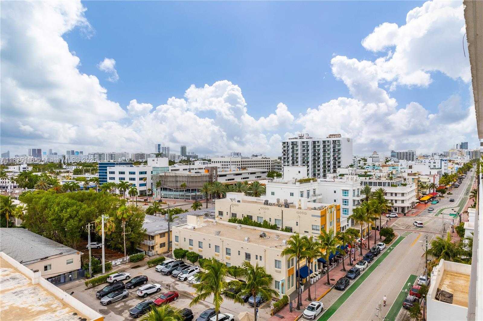 Small Image of 401 OCEAN DR #1004, Miami Beach Number 15