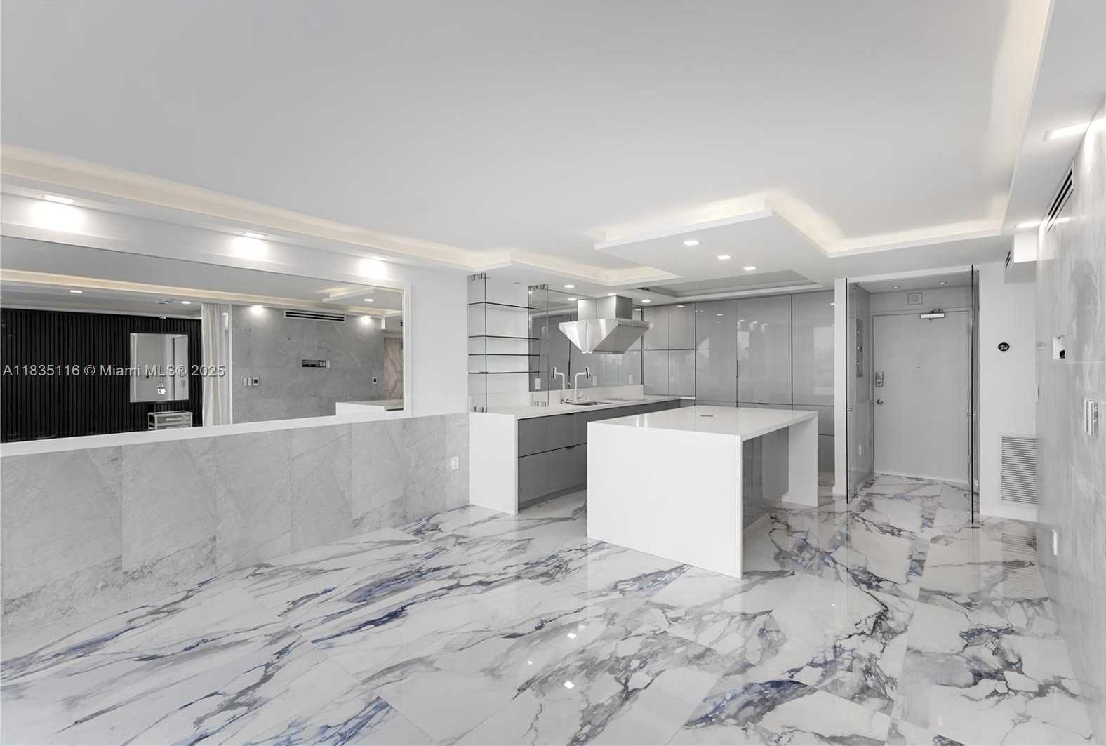 Small Image of 401 OCEAN DR #1004, Miami Beach Number 18