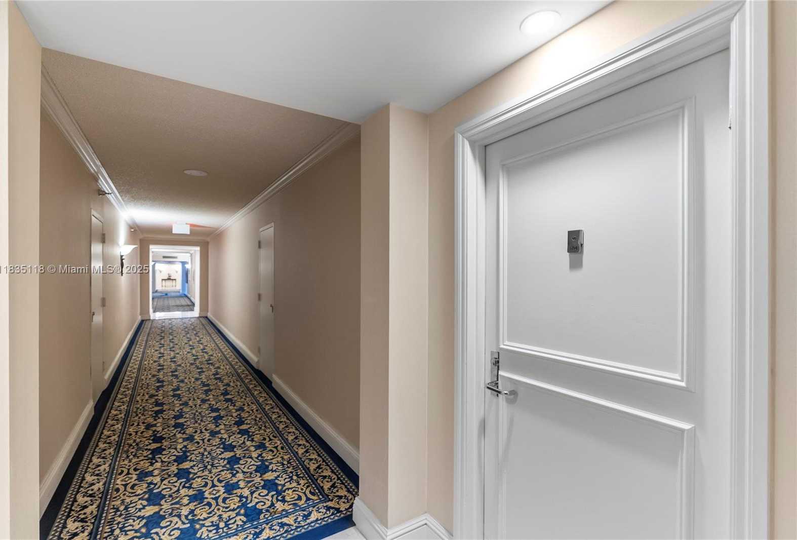 Small Image of 3530 MYSTIC POINTE DR #1714, Aventura Number 23