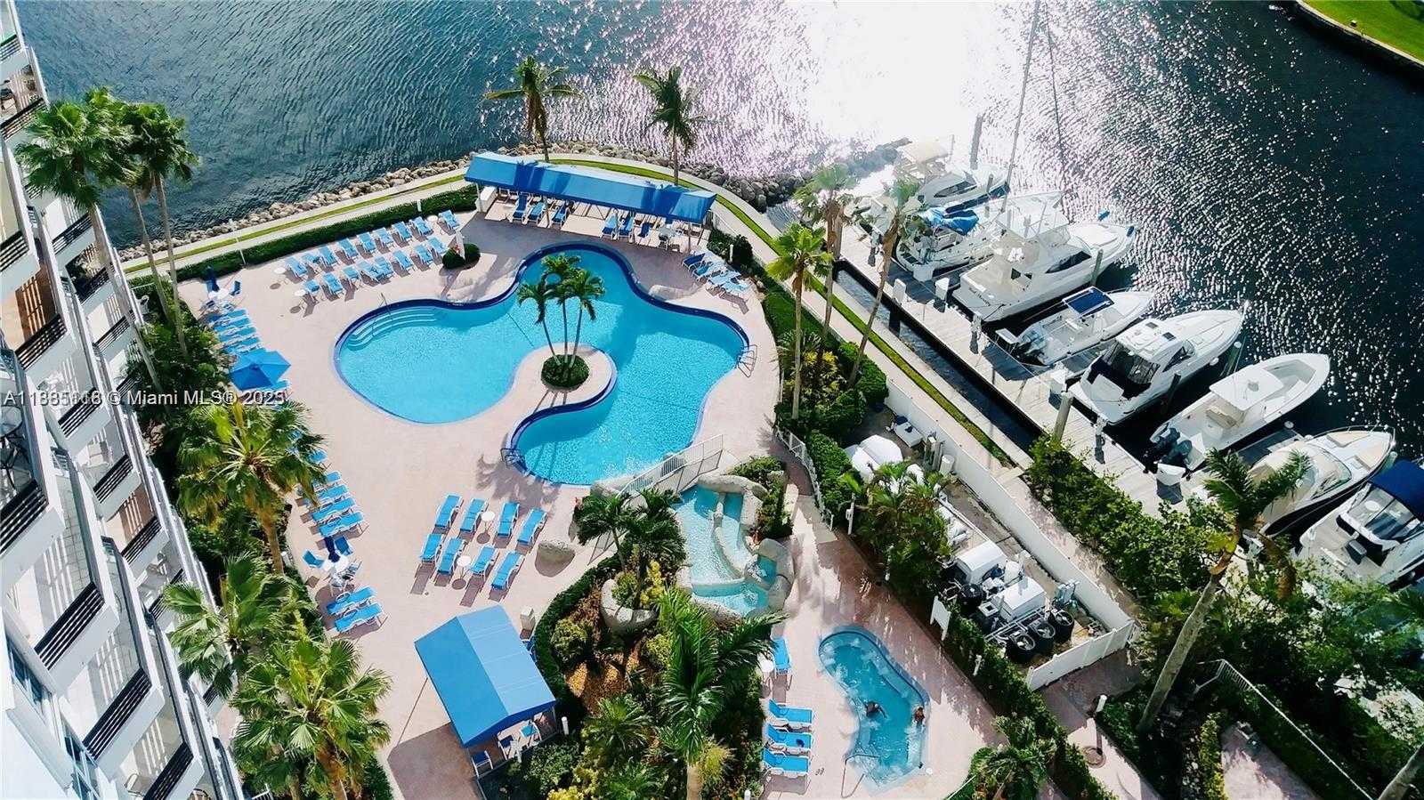 Small Image of 3530 MYSTIC POINTE DR #1714, Aventura Number 26
