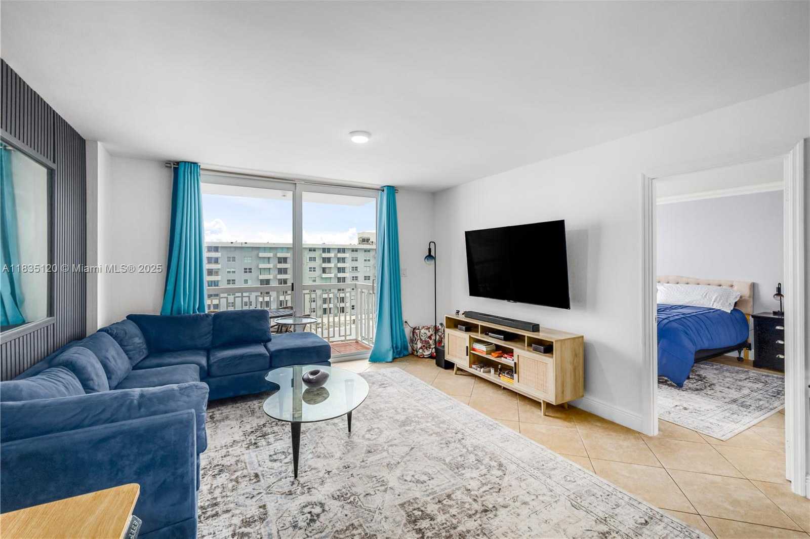 Small Image of 401 OCEAN DR #1024, Miami Beach Number 7