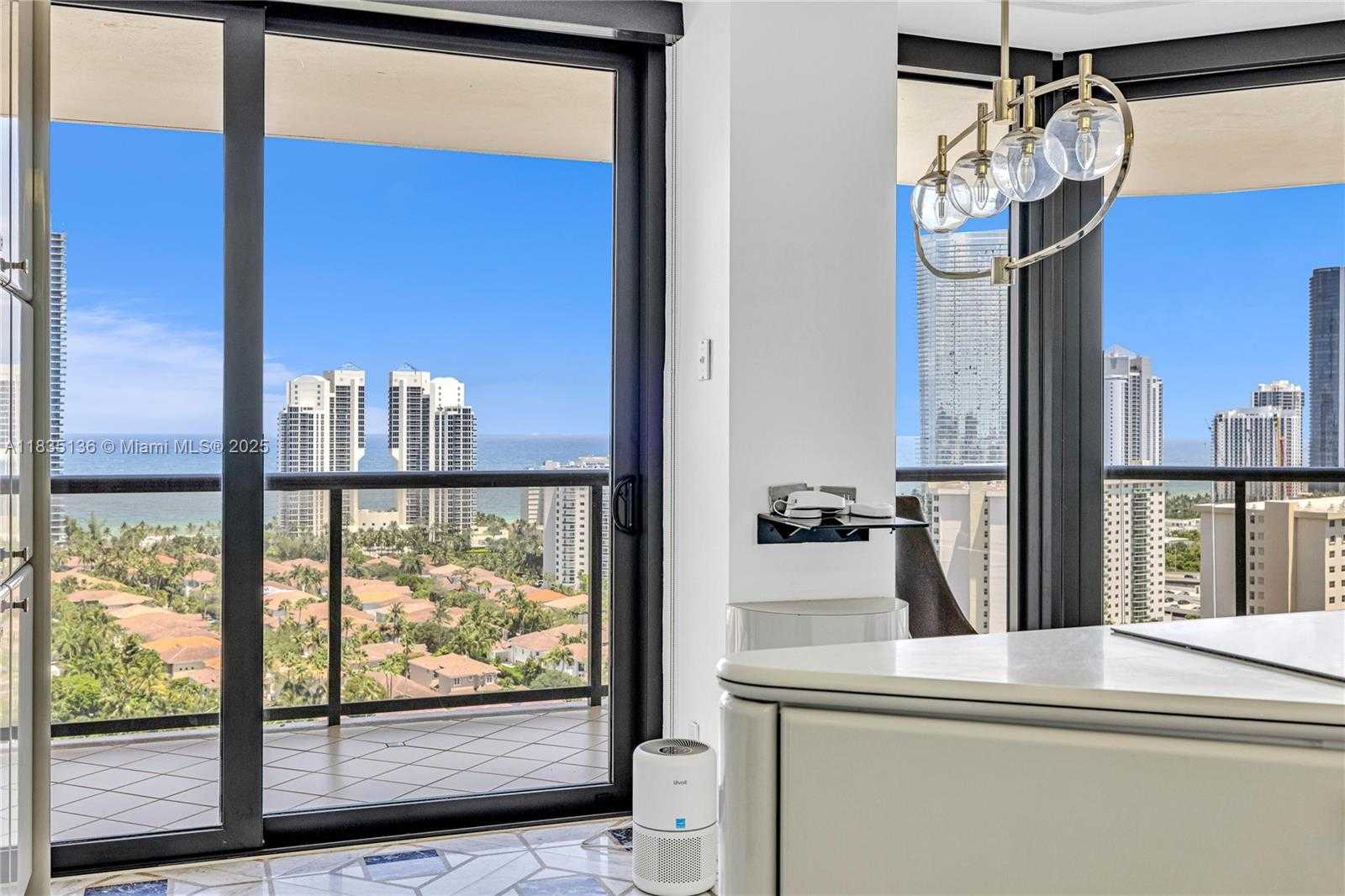 Small Image of 19667 TURNBERRY WAY #23AB, Aventura Number 13