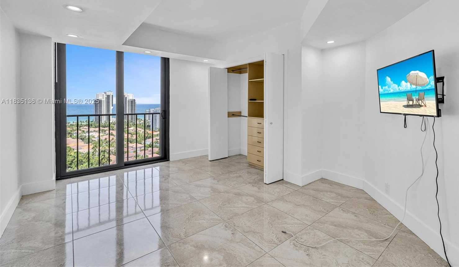 Small Image of 19667 TURNBERRY WAY #23AB, Aventura Number 18