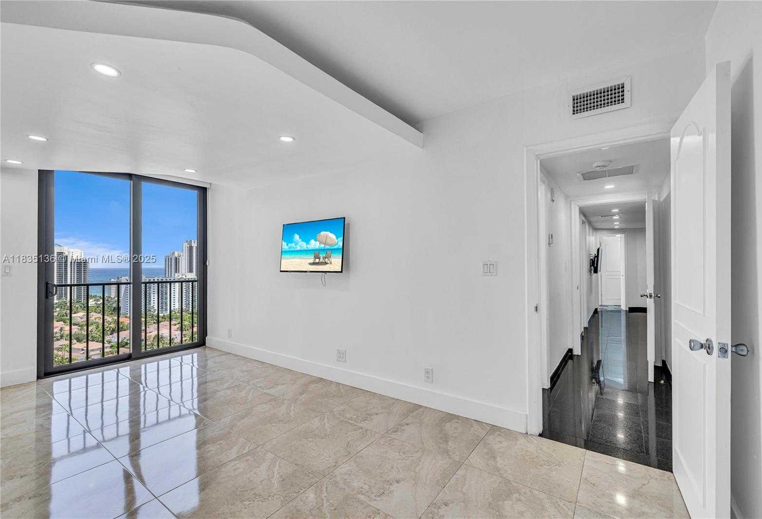 Small Image of 19667 TURNBERRY WAY #23AB, Aventura Number 21