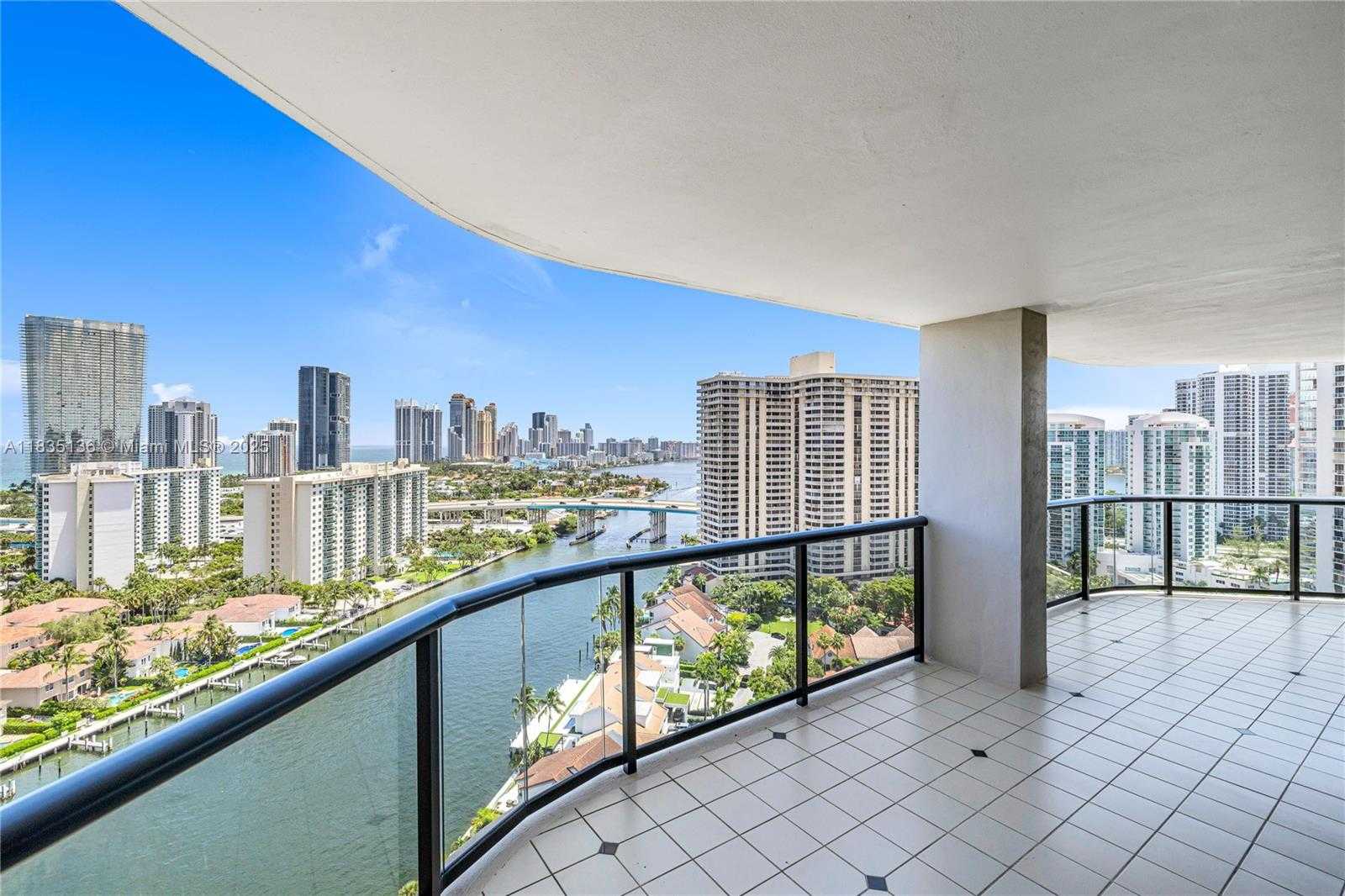 Small Image of 19667 TURNBERRY WAY #23AB, Aventura Number 4