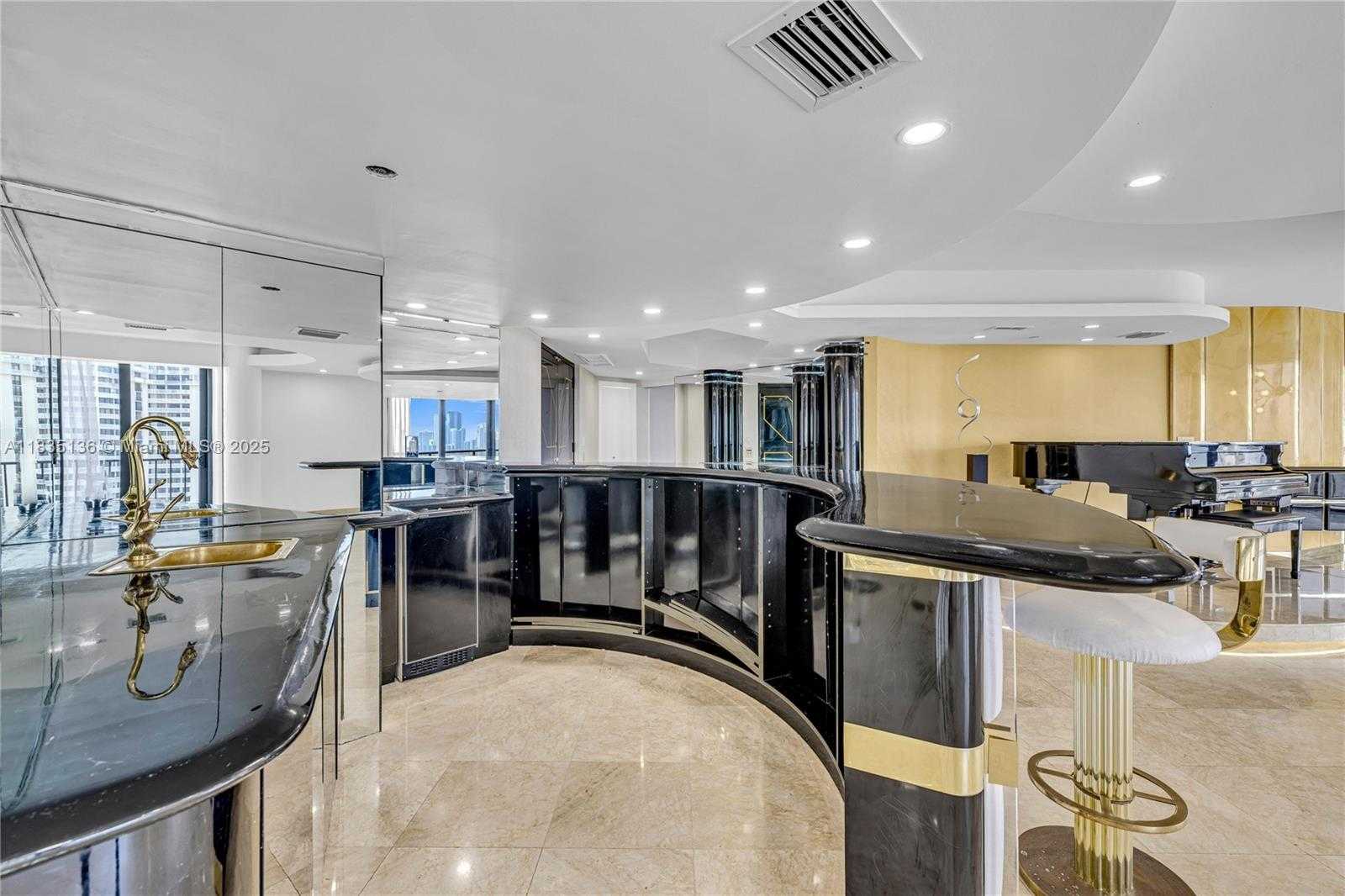 Small Image of 19667 TURNBERRY WAY #23AB, Aventura Number 8