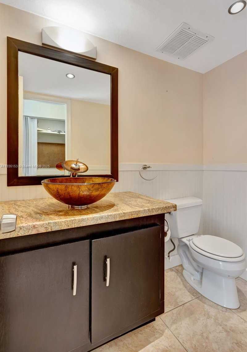 Small Image of 2921 SOUTH WEST 87TH AVE #511, Davie Number 14