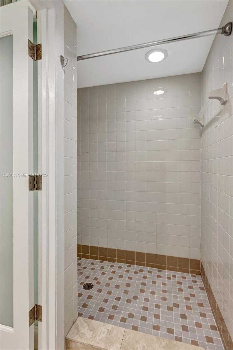 Small Image of 2921 SOUTH WEST 87TH AVE #511, Davie Number 26