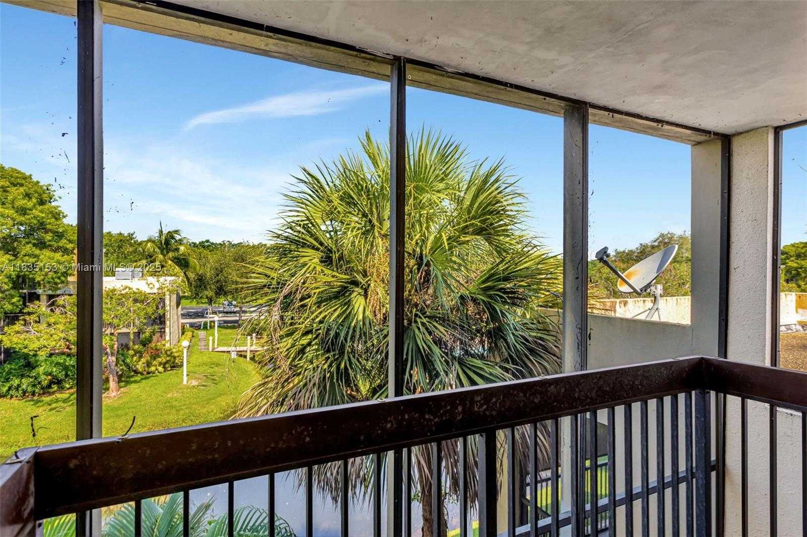 Small Image of 2921 SOUTH WEST 87TH AVE #511, Davie Number 36