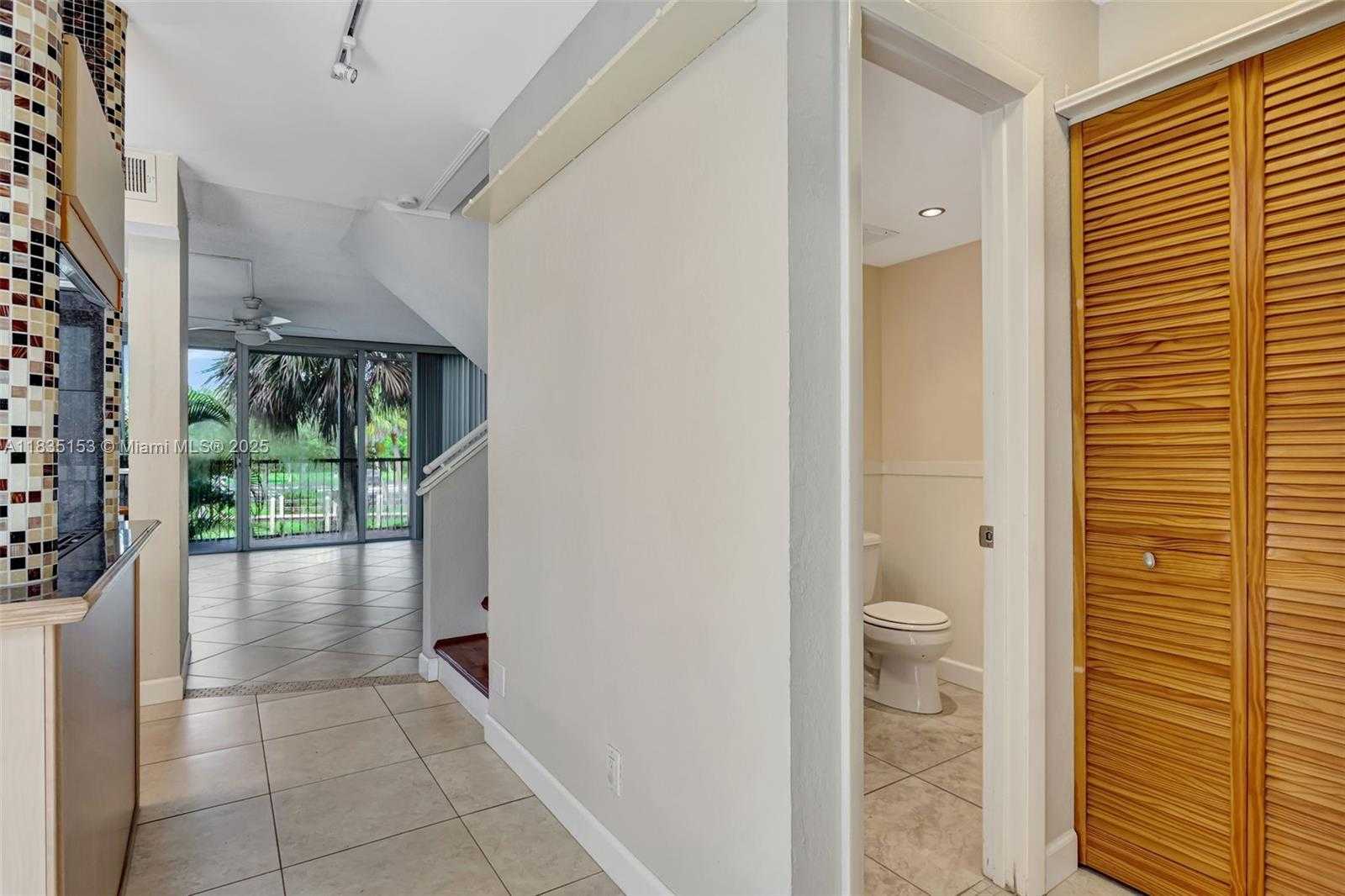 Small Image of 2921 SOUTH WEST 87TH AVE #511, Davie Number 4