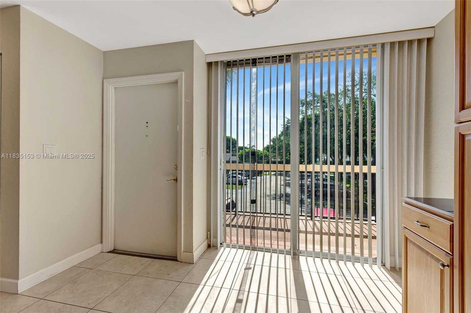 Small Image of 2921 SOUTH WEST 87TH AVE #511, Davie Number 6