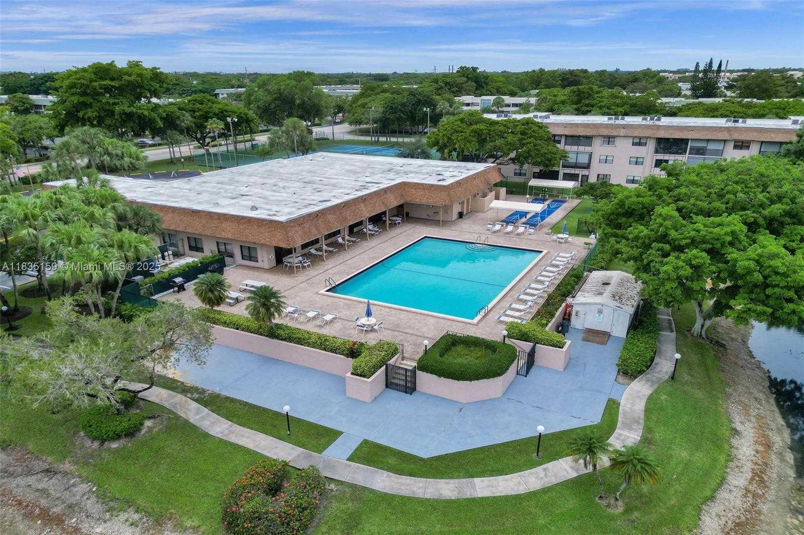 Small Image of 4965 EAST SABAL PALM BLVD #207, Tamarac Number 50