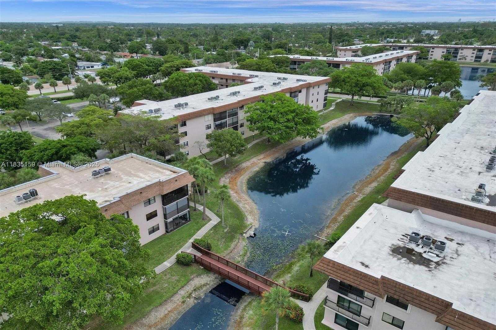 Small Image of 4965 EAST SABAL PALM BLVD #207, Tamarac Number 52