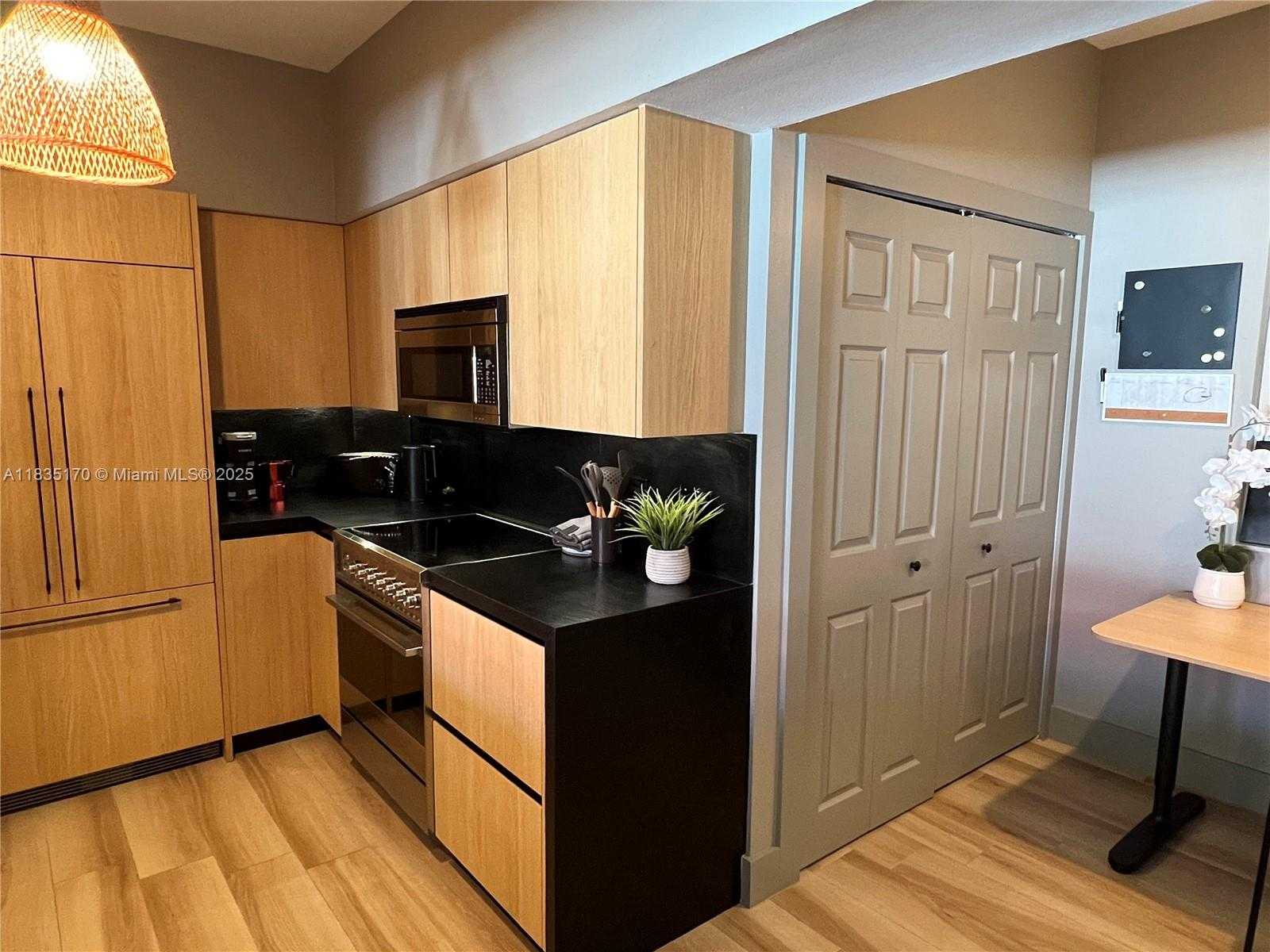 Small Image of 3145 NORTH EAST 184TH ST #5305, Aventura Number 31