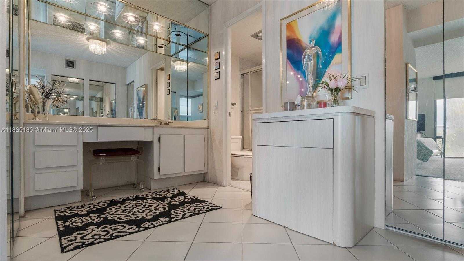 Small Image of 3701 NORTH COUNTRY CLUB DR #606, Aventura Number 12