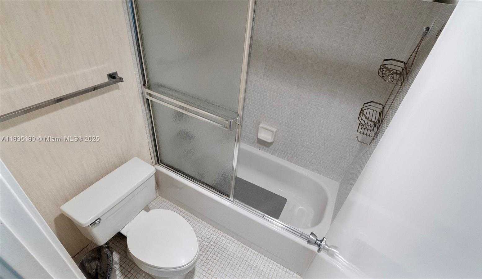 Small Image of 3701 NORTH COUNTRY CLUB DR #606, Aventura Number 13