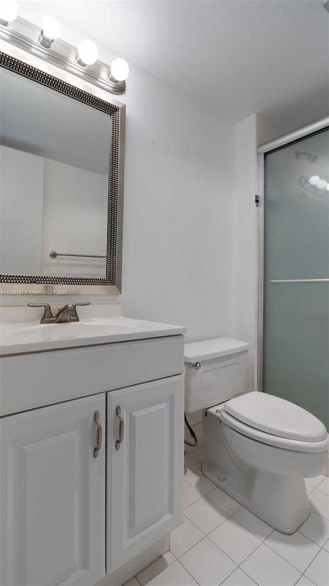 Small Image of 3701 NORTH COUNTRY CLUB DR #606, Aventura Number 18
