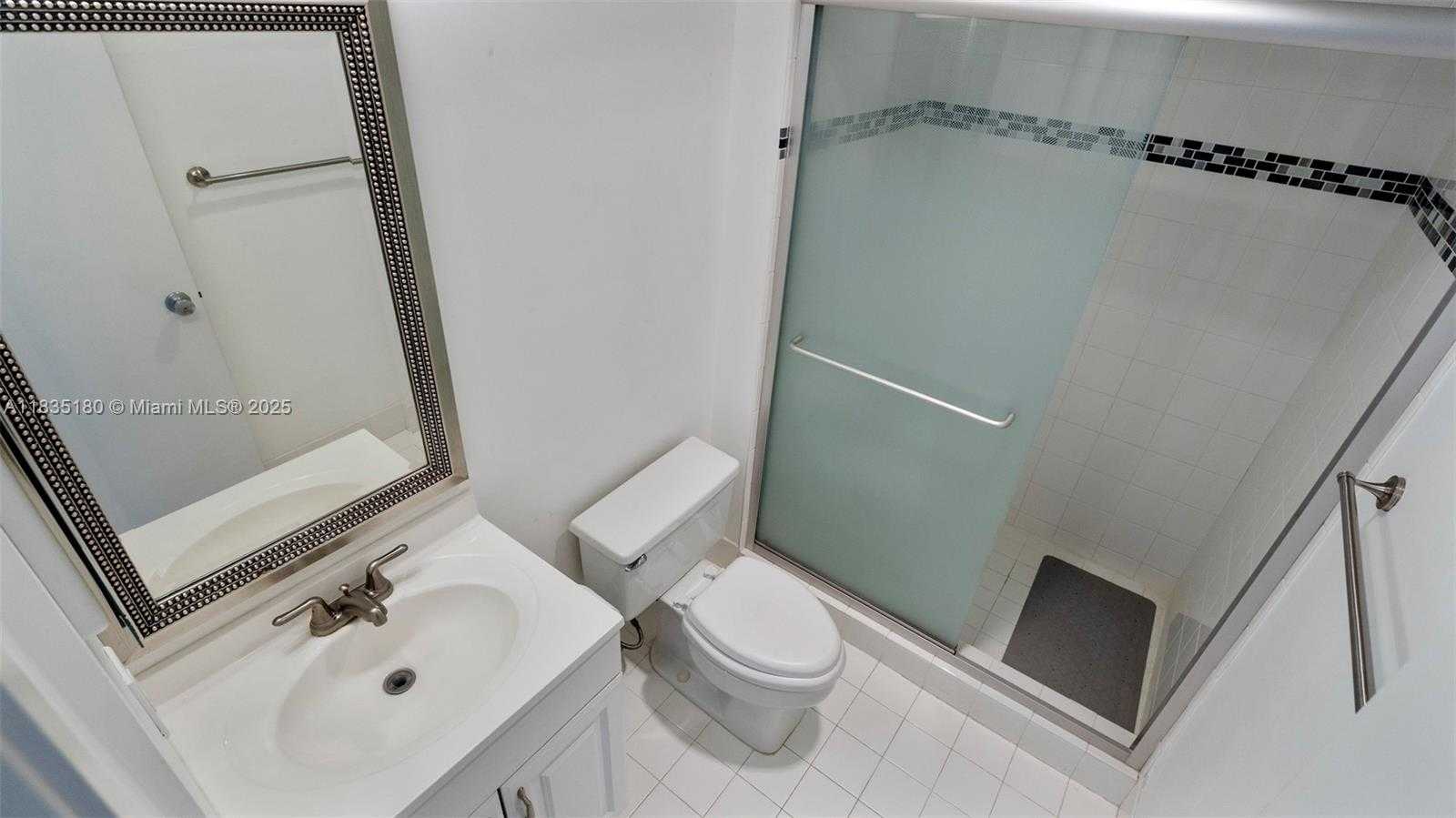 Small Image of 3701 NORTH COUNTRY CLUB DR #606, Aventura Number 19