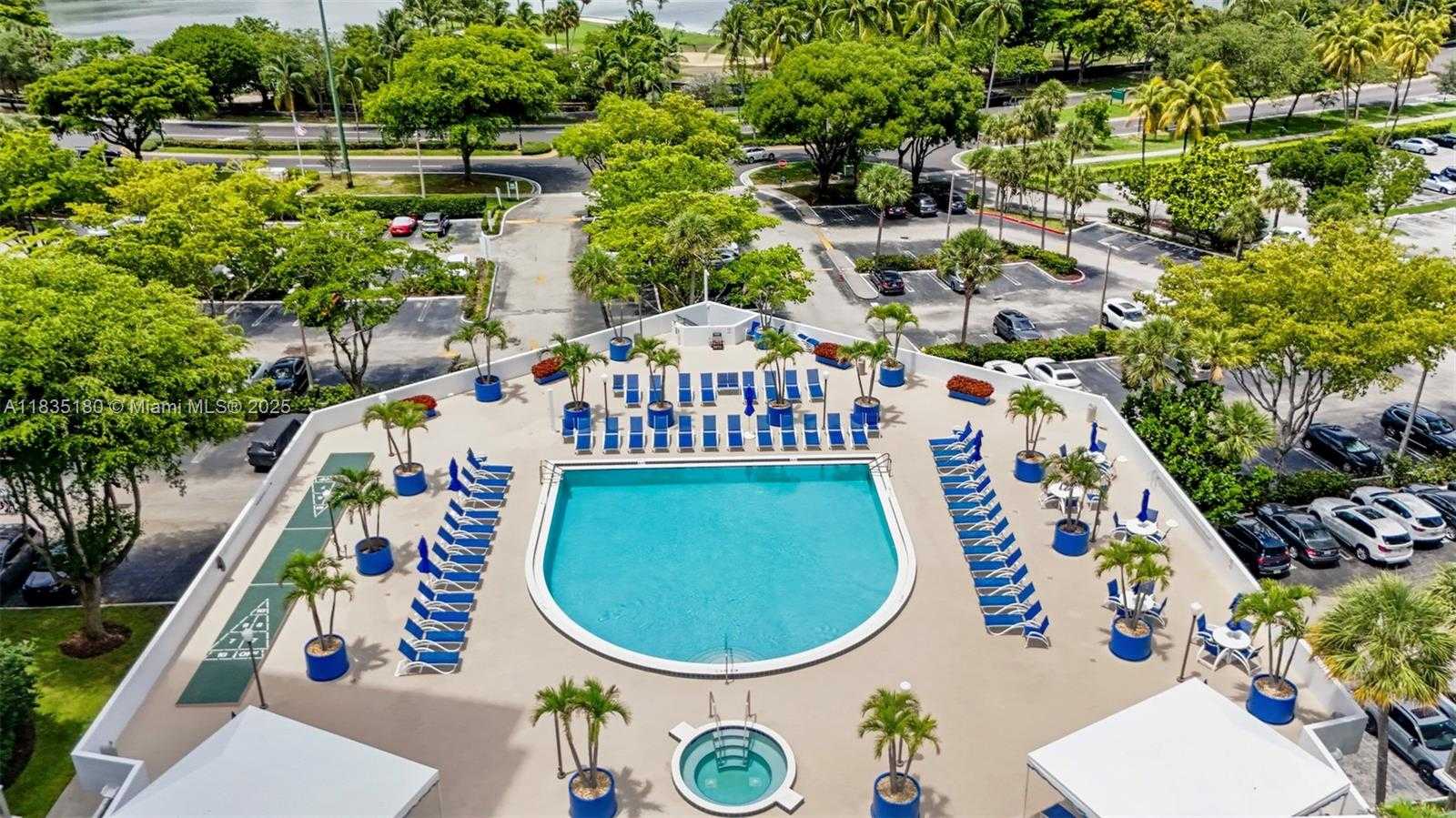Small Image of 3701 NORTH COUNTRY CLUB DR #606, Aventura Number 22