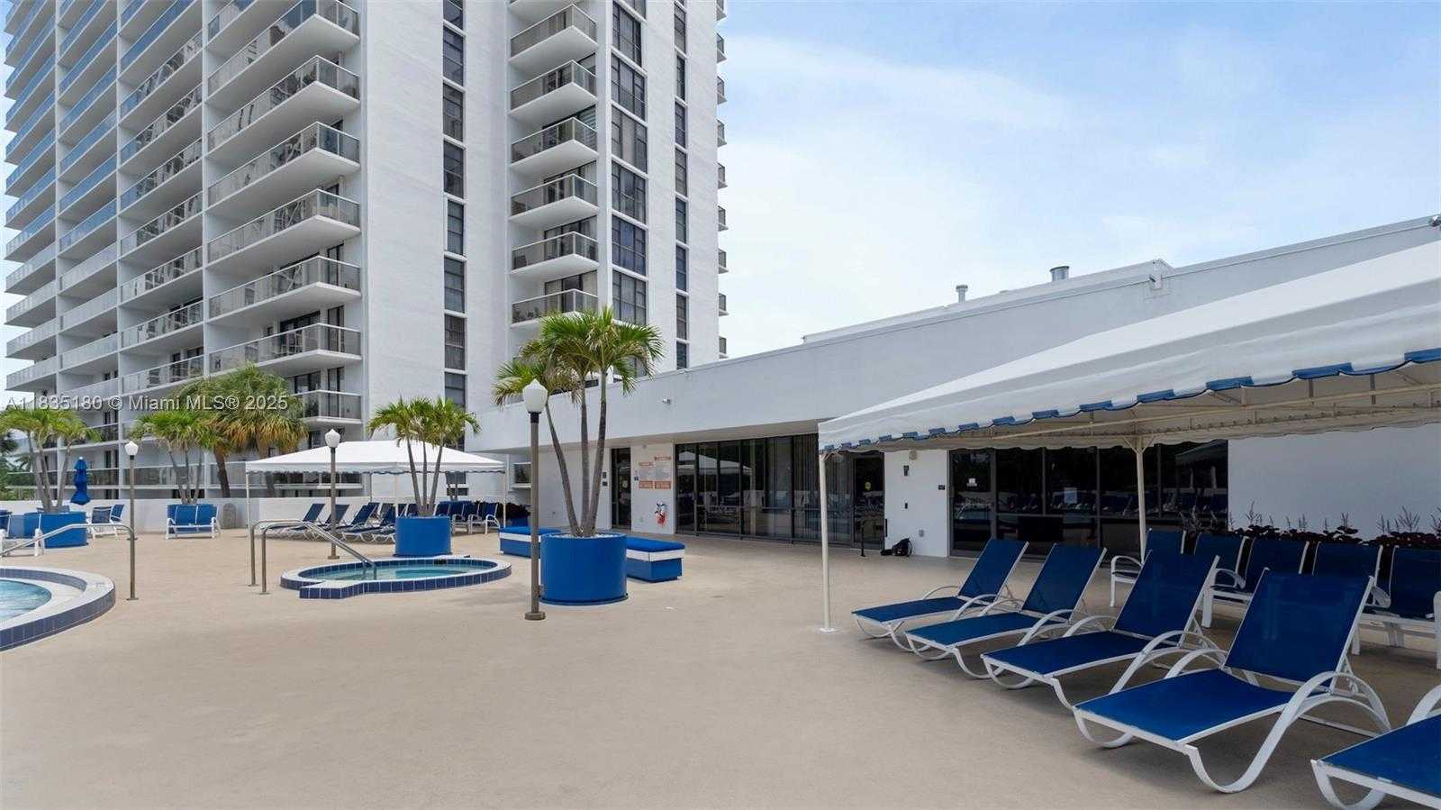 Small Image of 3701 NORTH COUNTRY CLUB DR #606, Aventura Number 25