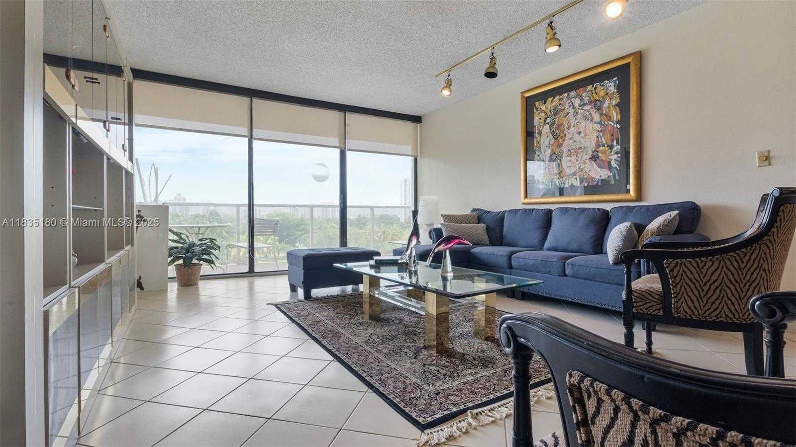 Small Image of 3701 NORTH COUNTRY CLUB DR #606, Aventura Number 3